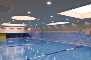 深圳市龍華區(qū)理想時代大廈同心游泳館裝修設(shè)計游泳室矩形圓形筒燈