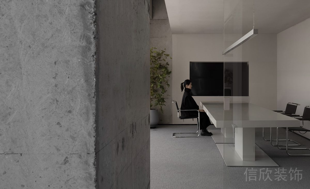 現(xiàn)代簡約工業(yè)風(fēng)純白洽談會議室