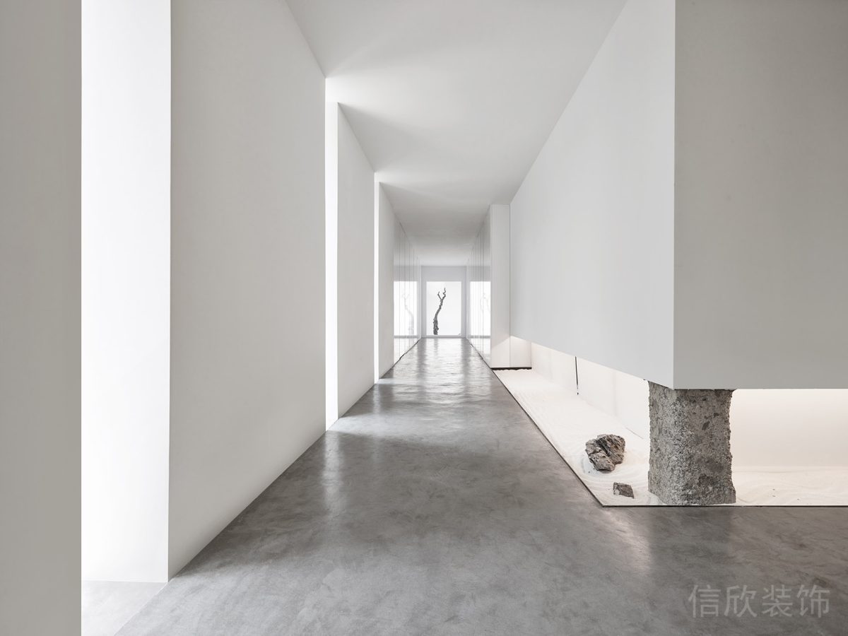 純白極簡(jiǎn)風(fēng)辦公空間過道墻面裝修設(shè)計(jì)