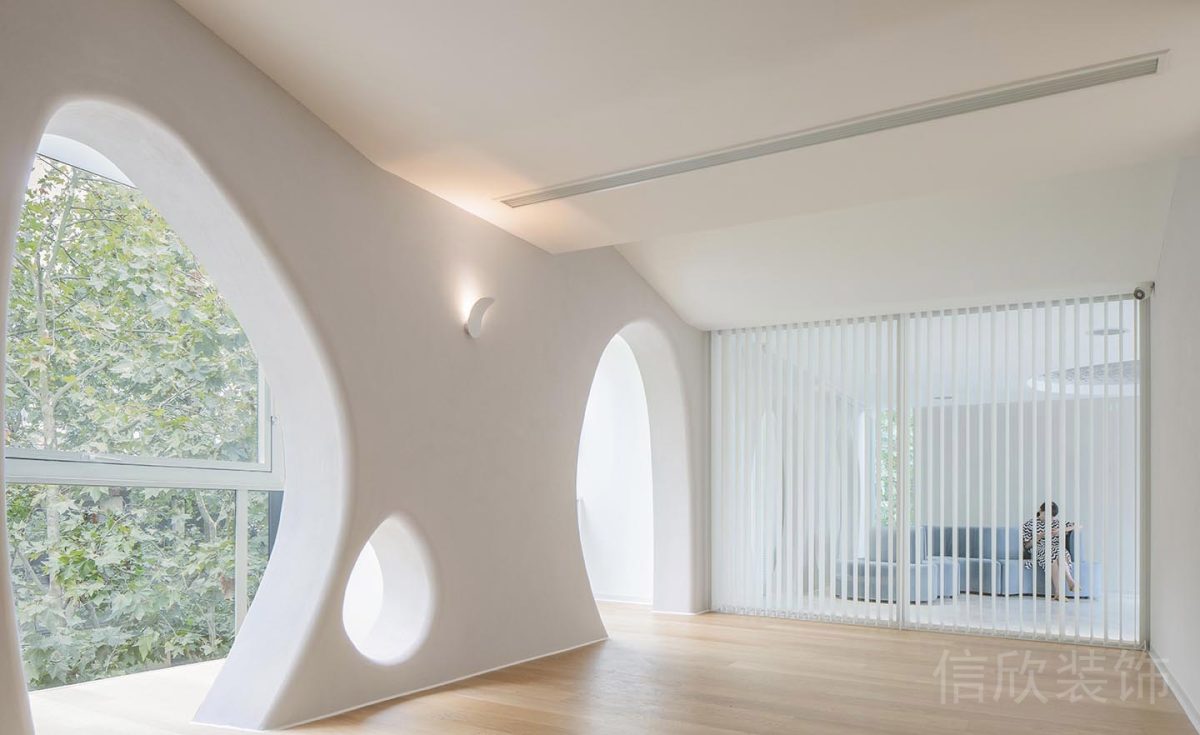 鏤空樹(shù)洞開(kāi)放式瑜伽機(jī)構(gòu)裝修設(shè)計(jì)多功能教室