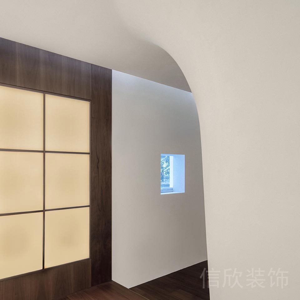 日式實(shí)木設(shè)計(jì)瑜伽機(jī)構(gòu)過道裝修