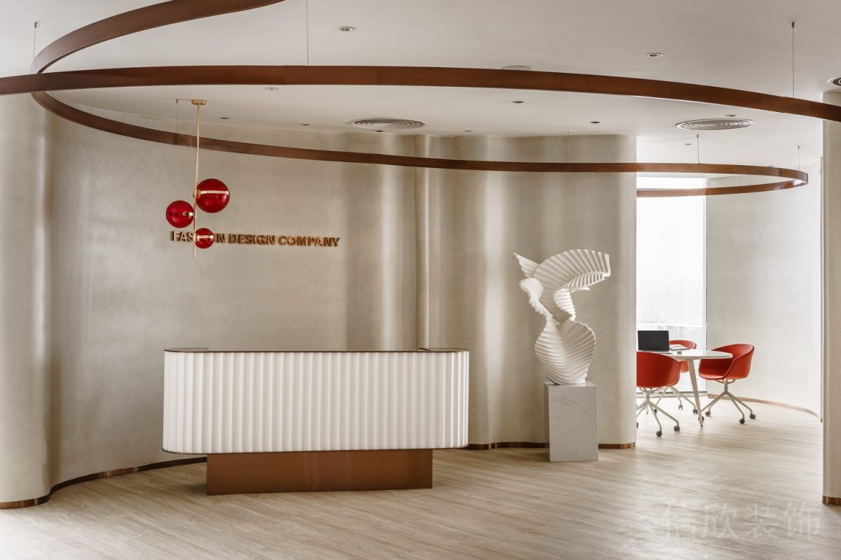 前臺區(qū)現(xiàn)代環(huán)形圍繞懸吊式木條裝修設(shè)計