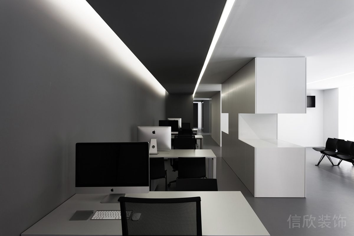 現(xiàn)代商務(wù)風(fēng)開放式員工工作區(qū)吸頂燈設(shè)計(jì)