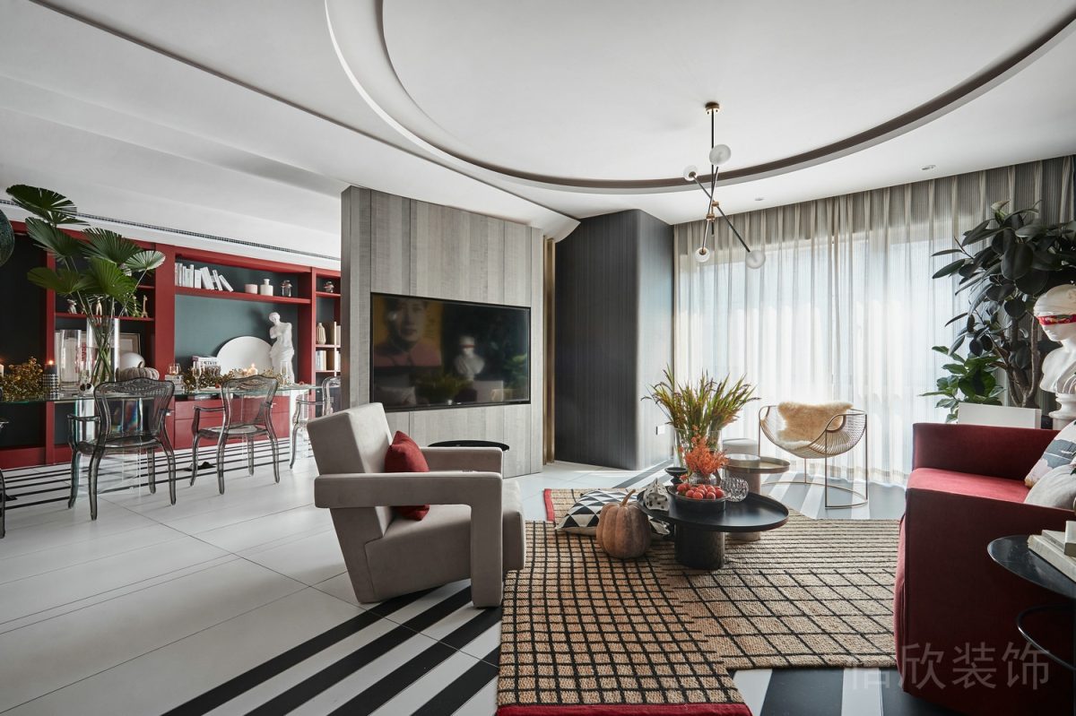 北歐風圣誕色系紅綠撞色客廳裝修沙發(fā)設計