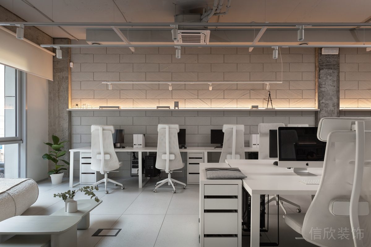 白色極簡(jiǎn)桌椅搭配白色地磚辦公室裝修設(shè)計(jì)圖