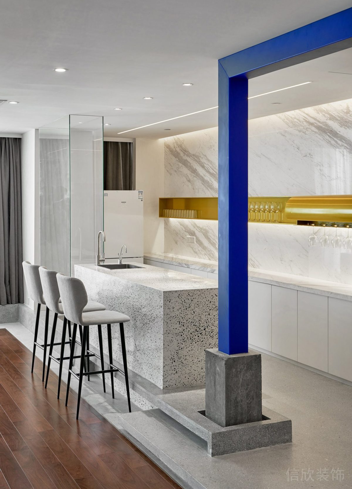 大理石紋路桌子裝修灰色調(diào)極簡風高腳椅設(shè)計辦公室吧臺設(shè)計圖