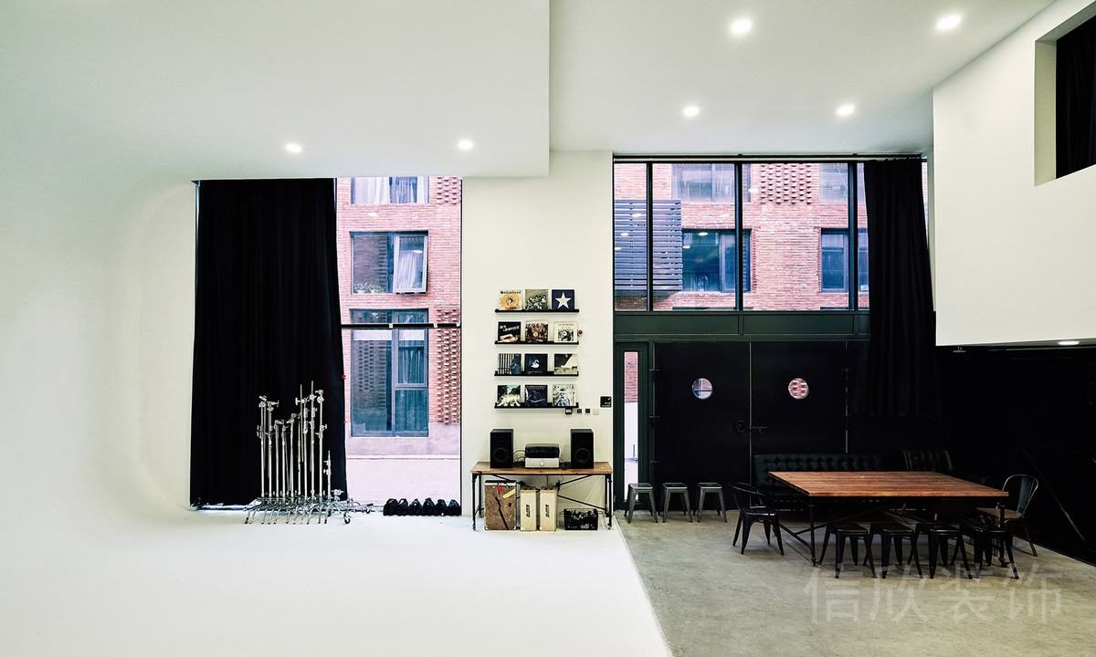 攝影棚工作室裝修設計效果大廳開放式休息區會議室木質裝修