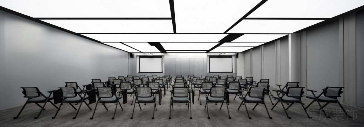 辦公室裝修設(shè)計(jì)多人工位效果黑色簡(jiǎn)約風(fēng)裝修圖