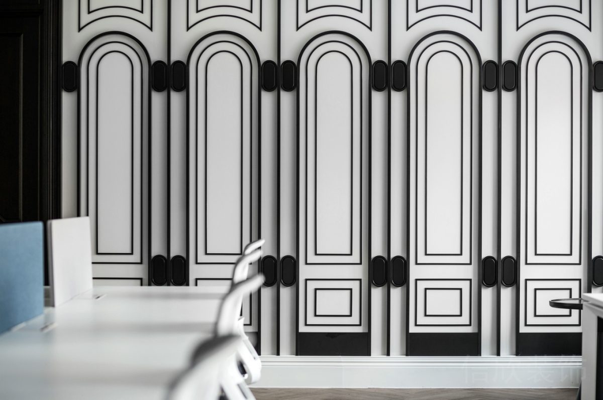 拱形辦公室裝修設(shè)計(jì)墻體效果黑白色調(diào)效果黑色效果會(huì)議室裝修