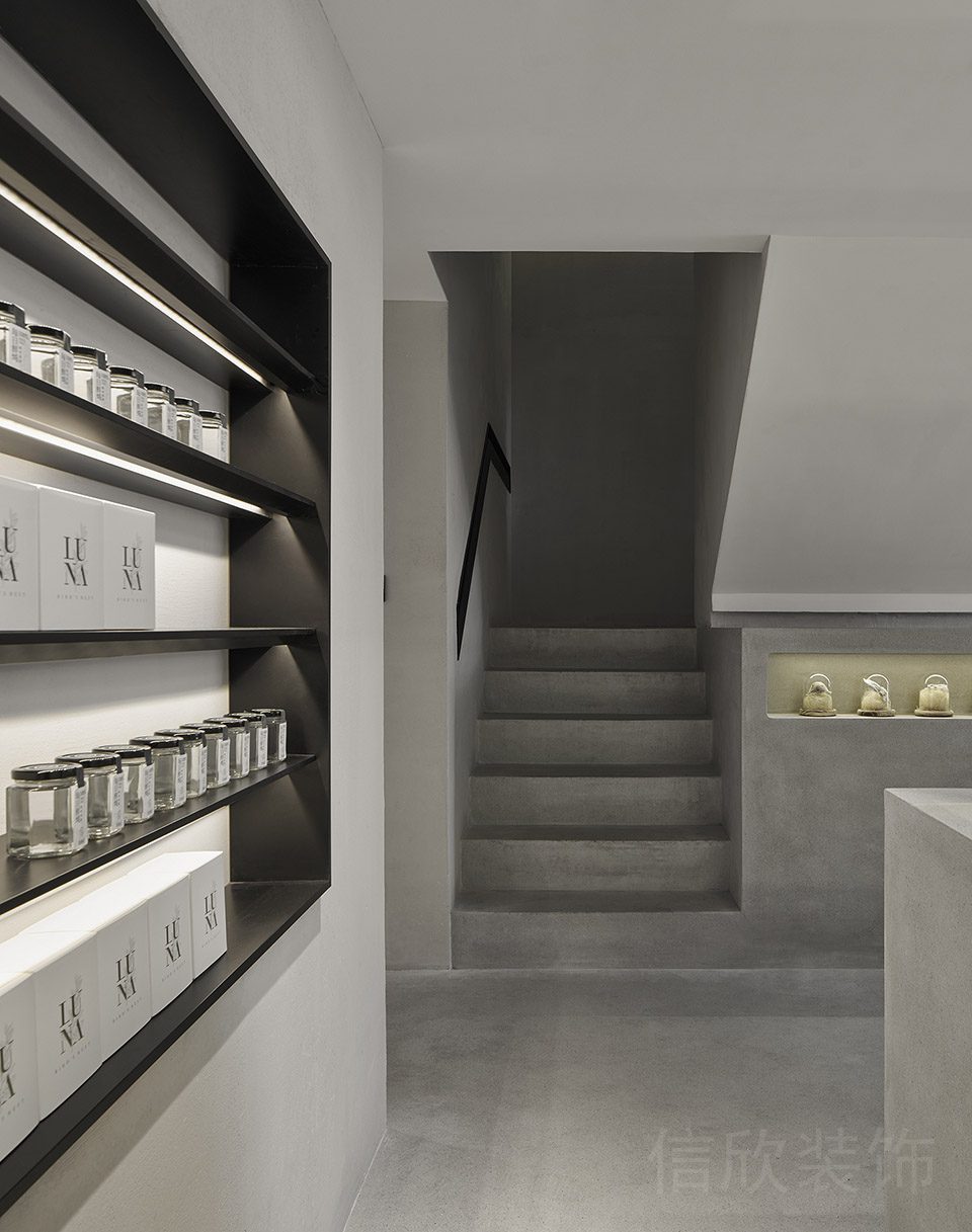 黑白色調(diào)設計效果圖裝修石膏線過道內(nèi)嵌式墻體一體式收納柜展示柜設計圖