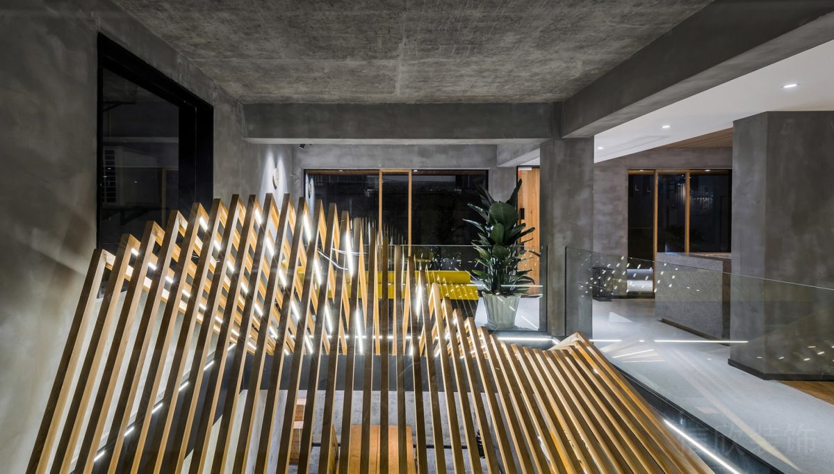 現(xiàn)代簡約風(fēng)墻體辦公室裝修設(shè)計(jì)木質(zhì)鏤空藝術(shù)感設(shè)計(jì)燈飾效果圖